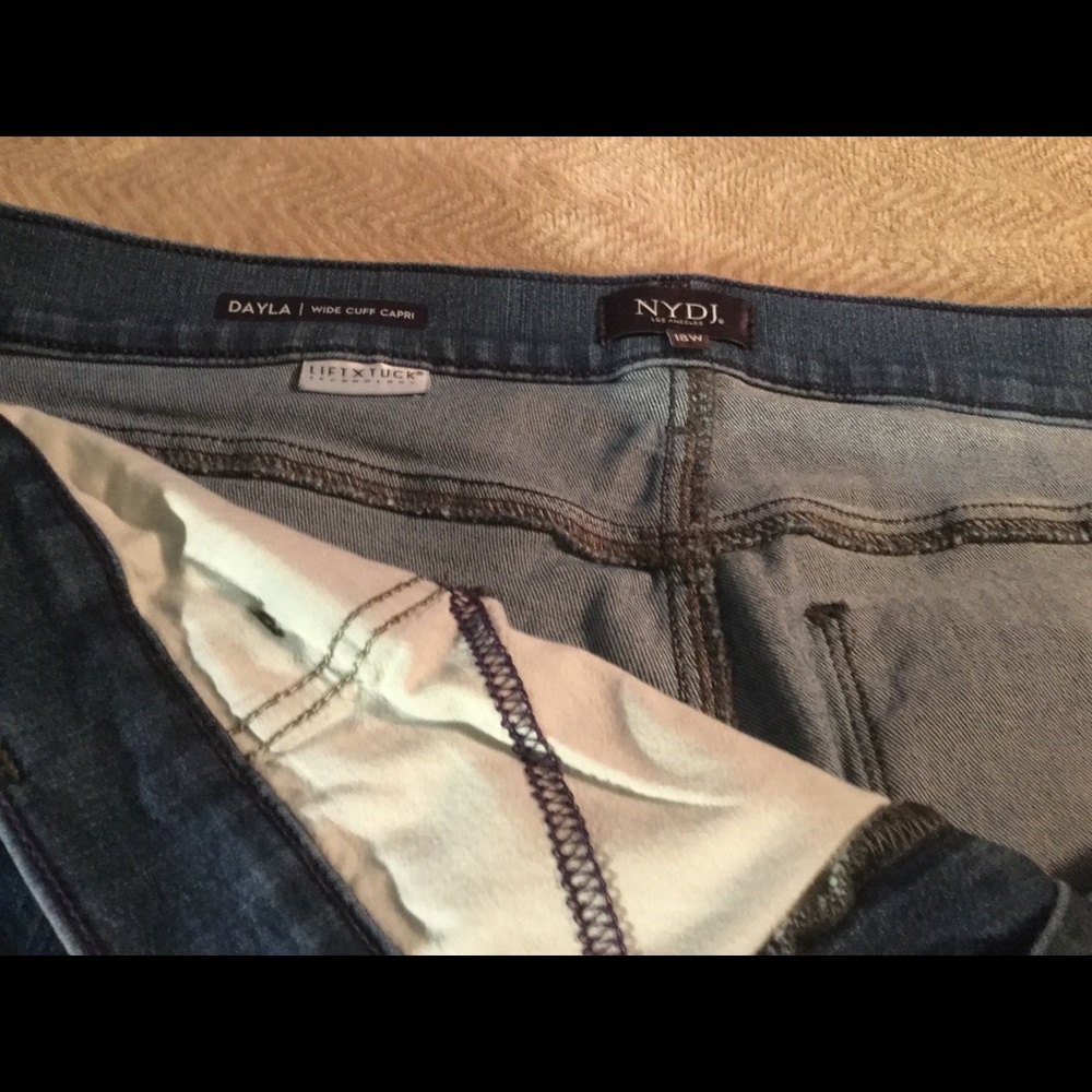NYDJ Capri Pants